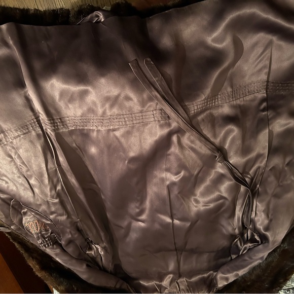 Vintage EMU fur coat, Sz small fit medium - Picture 3 of 4